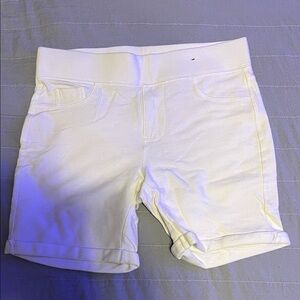 Brand new no tags. White Women's cotton Stretch Shorts.